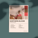 Personalisiertes Album-Poster mit Cover und Trackliste, Design 2 – Raumansicht