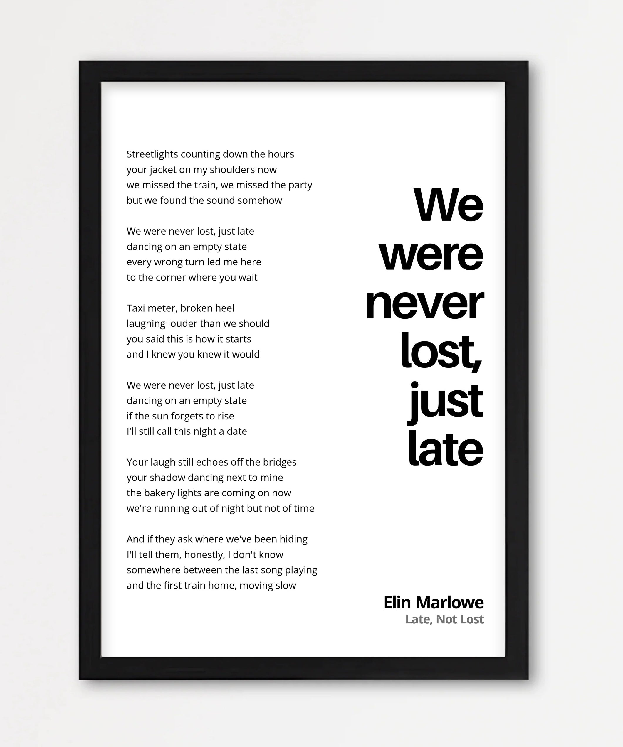 Personalisiertes Songtext-Poster mit Wunschzitat, Design 1 – Echtholzrahmen Schwarz