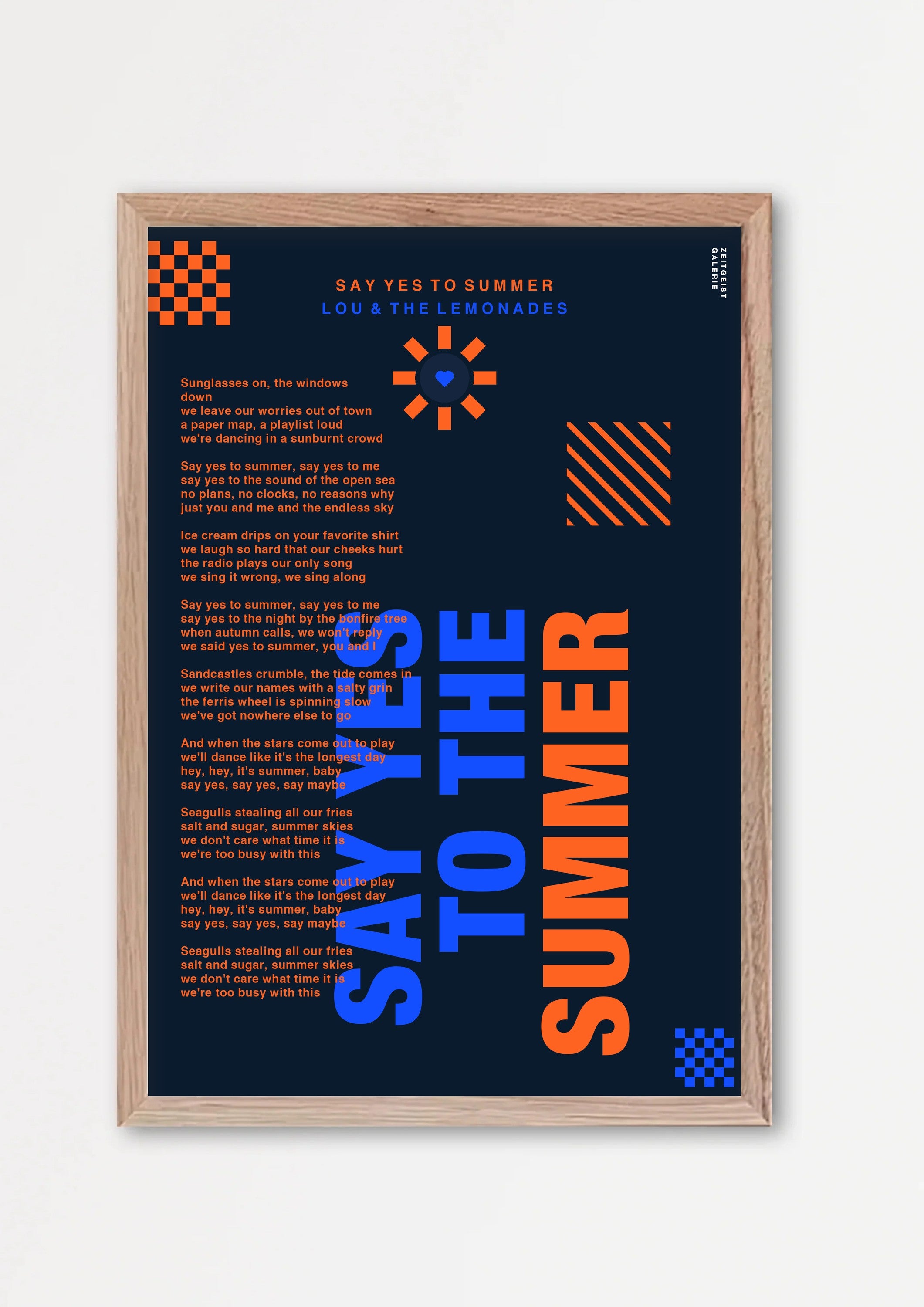 Personalisiertes Songtext-Poster mit Wunschzitat, Design 7 in Dunkelblau – Echtholzrahmen Natur